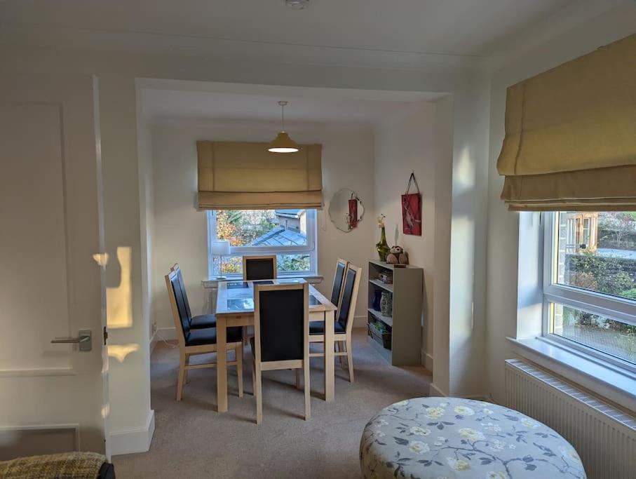 Two Bedroom Flat In Bridge Of Allan, Stirling Exteriör bild